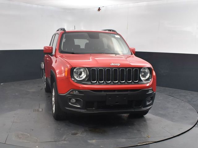 Used 2018 Jeep Renegade Latitude image 2