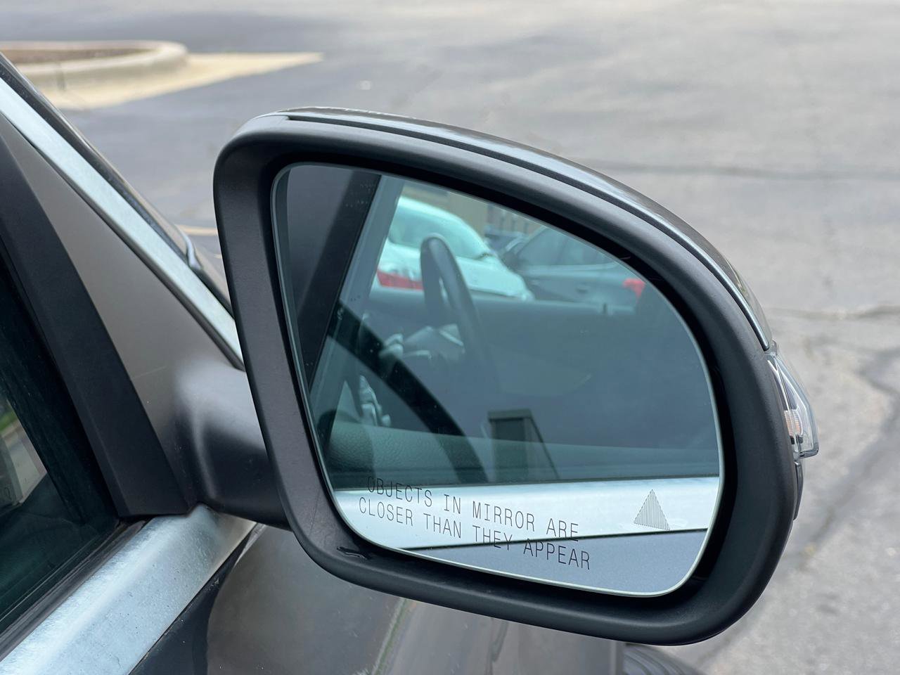 Used 2019 Mercedes-Benz GLC 300 4MATIC image 36