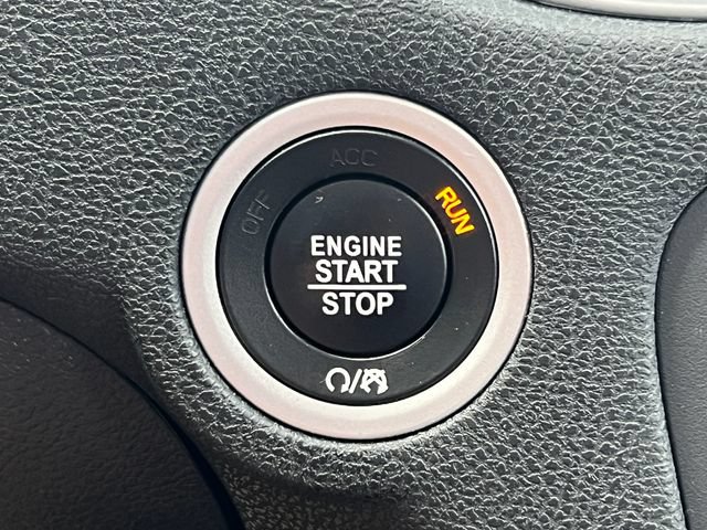 Used 2017 Dodge Charger R/T RWD image 29