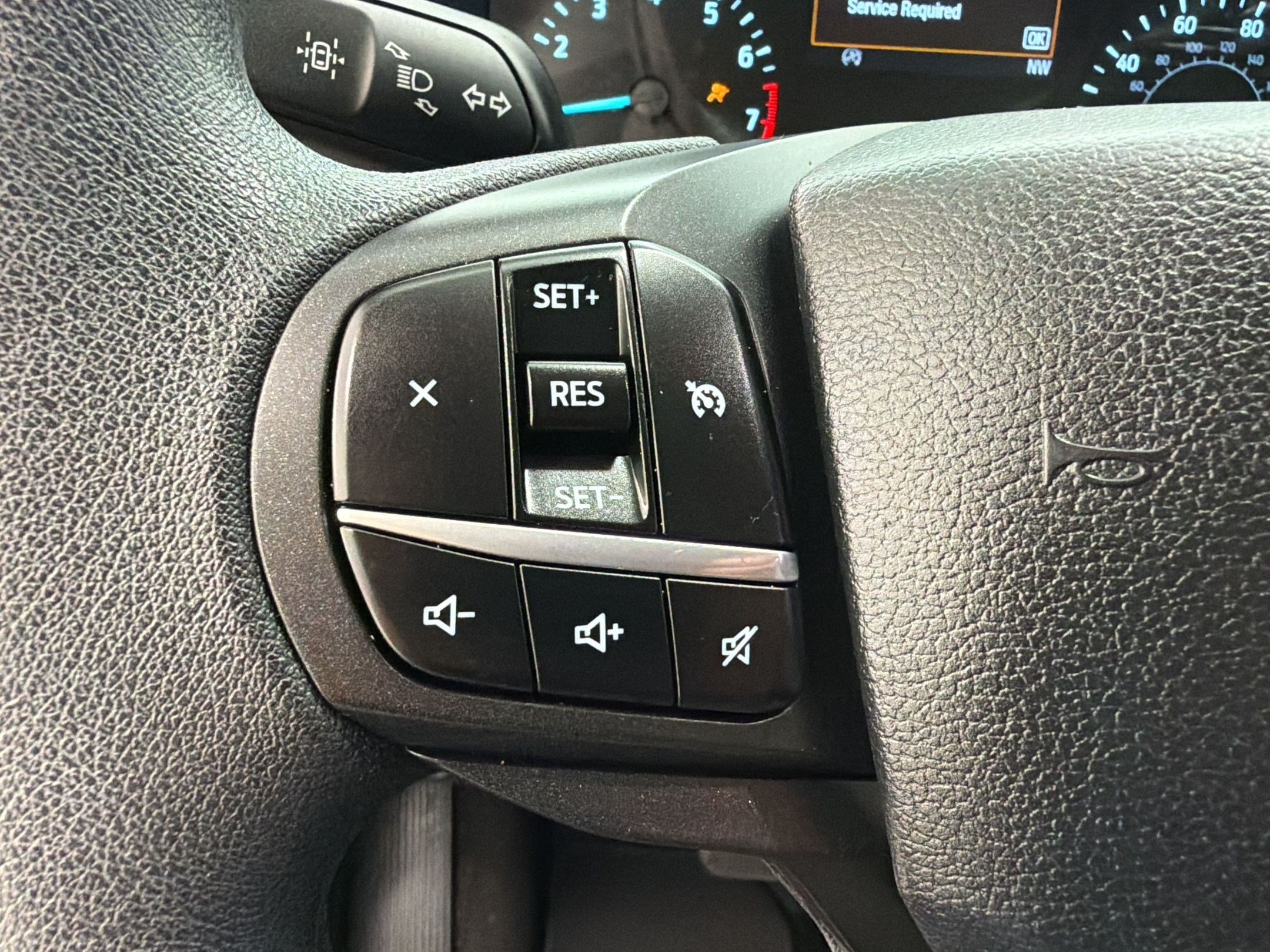Certified 2021 Ford Explorer 2WD image 14
