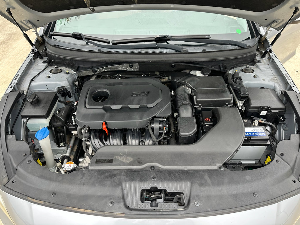 Used 2015 Hyundai Sonata Limited w/ Option Group 06 image 33