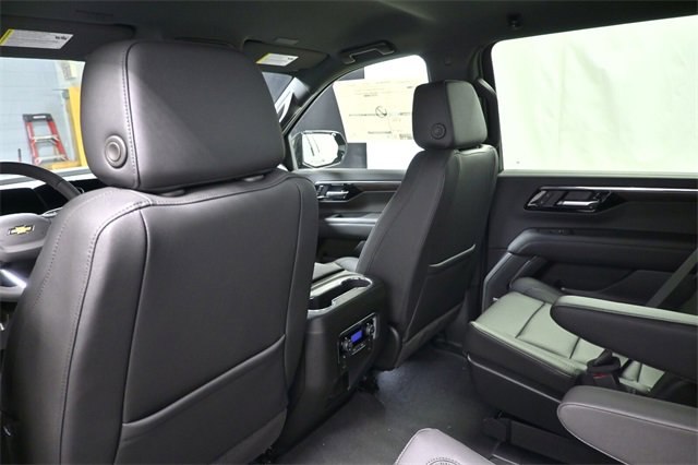 New 2026 Chevrolet Suburban LT w/ Comfort Package image 12