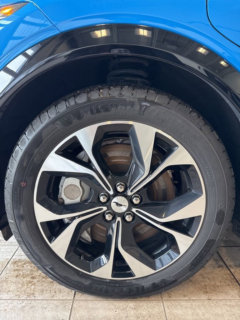 Used 2023 Ford Mustang Mach-E Premium image 25