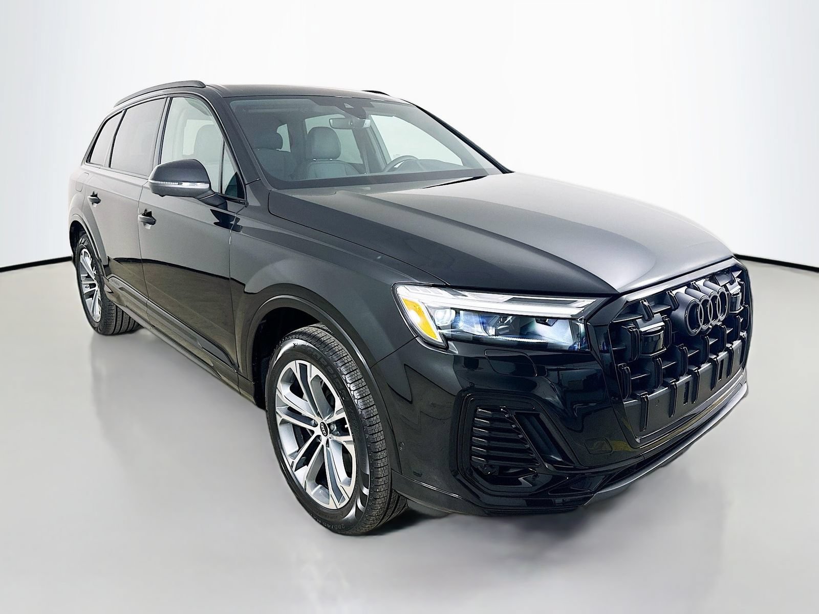 New 2026 Audi Q7 2.0T Premium AWD/4WD image 3
