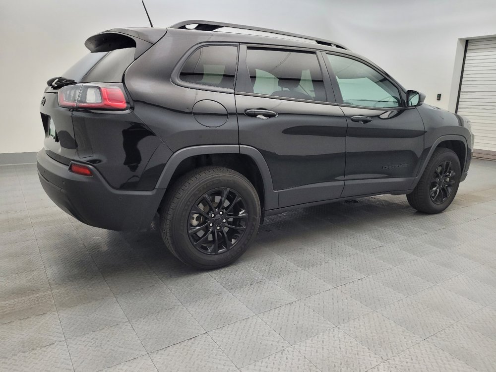Used 2023 Jeep Cherokee Altitude Lux image 10