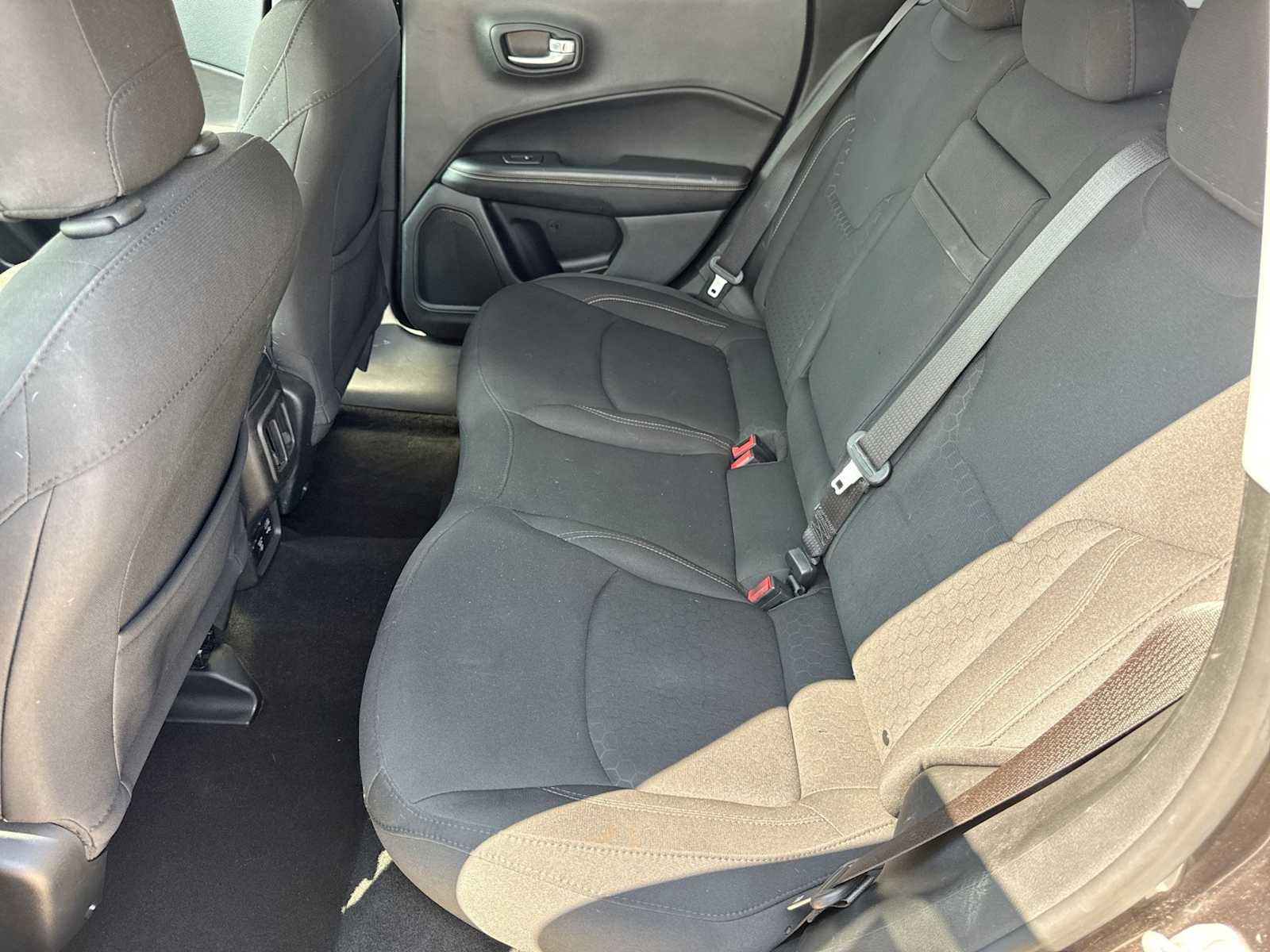 Used 2019 Jeep Compass Sport FWD image 18