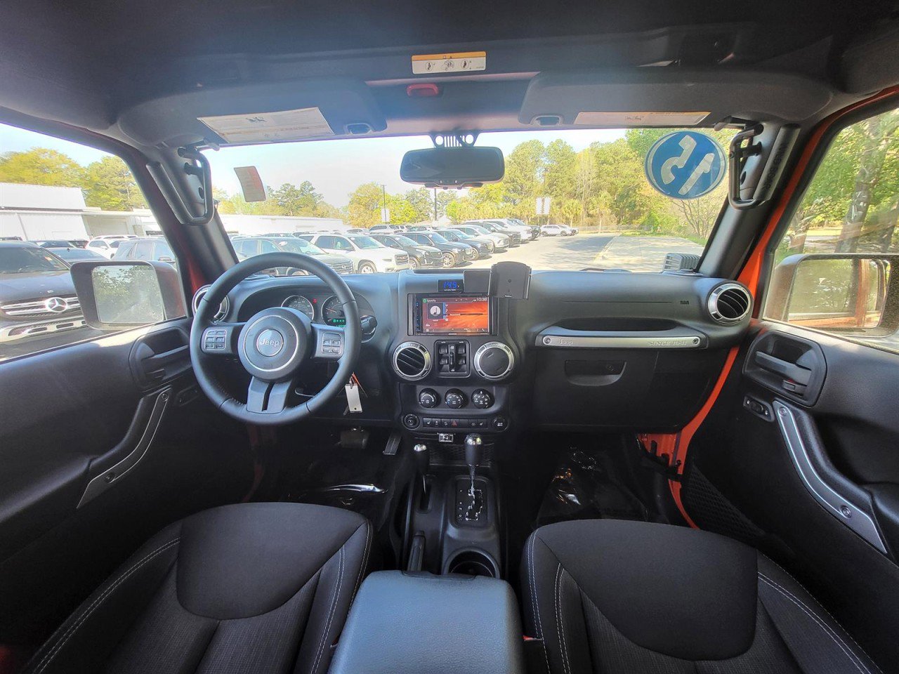 Used 2015 Jeep Wrangler Unlimited Rubicon w/ Dual Top Group image 13