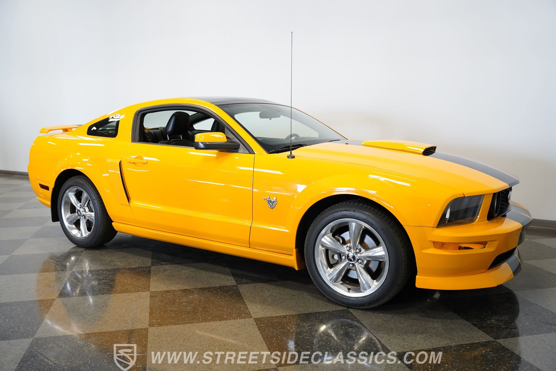 Used 2009 Ford Mustang GT Premium image 15