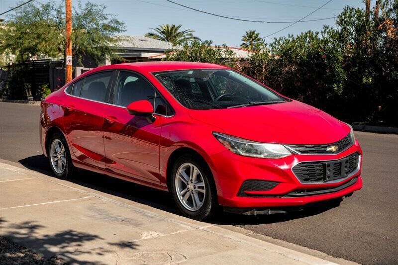 Used 2017 Chevrolet Cruze LT FWD image 7