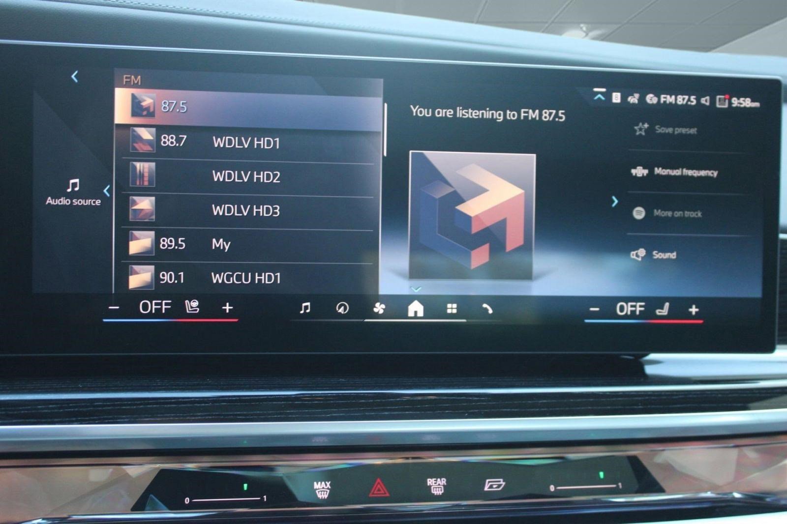 Used 2026 BMW i7 eDrive50 image 24