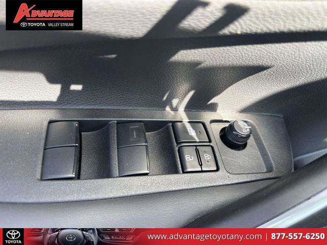 Certified 2023 Toyota Corolla SE image 19