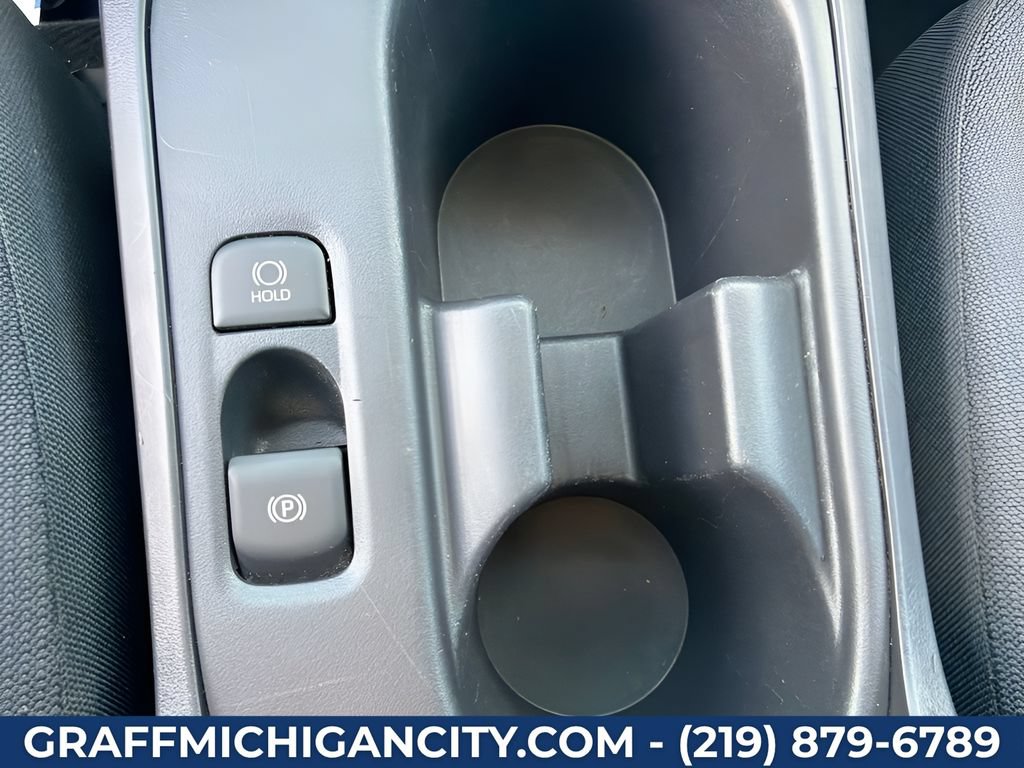Used 2025 Toyota Corolla LE FWD image 15