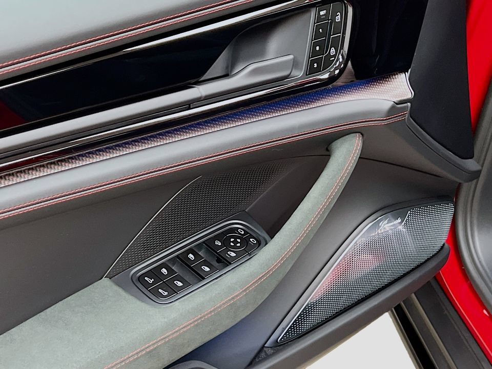 Certified 2026 Porsche Panamera GTS AWD/4WD image 20
