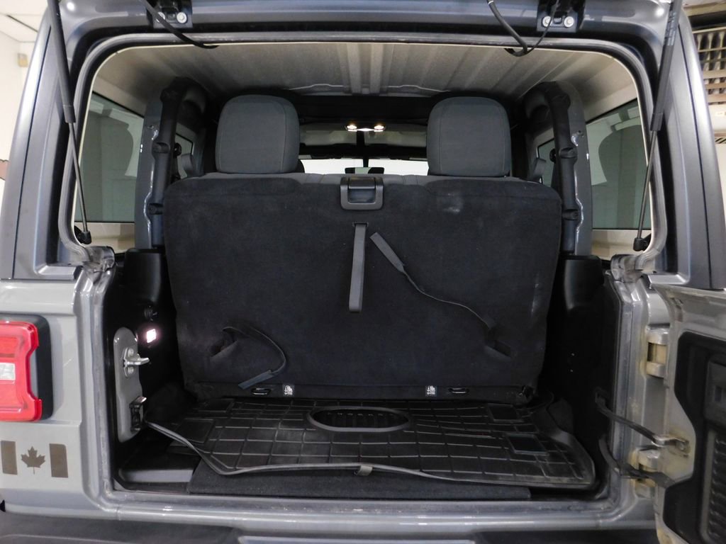 Used 2019 Jeep Wrangler Rubicon w/ Uconnect 4C Nav & Sound Group image 77