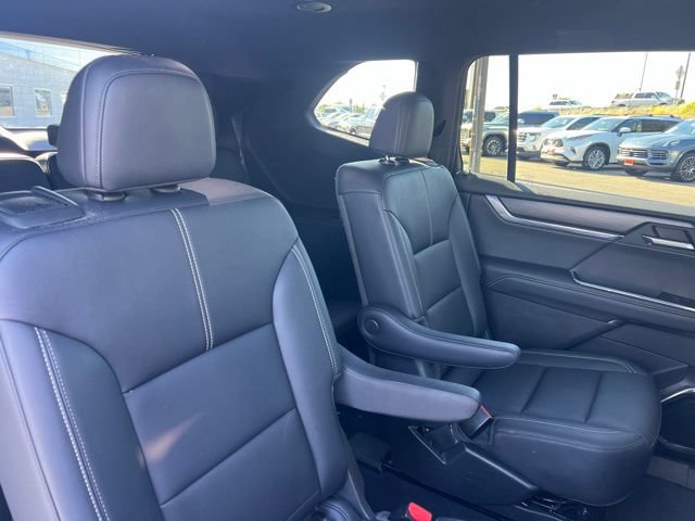 Used 2024 GMC Acadia Elevation AWD/4WD image 28