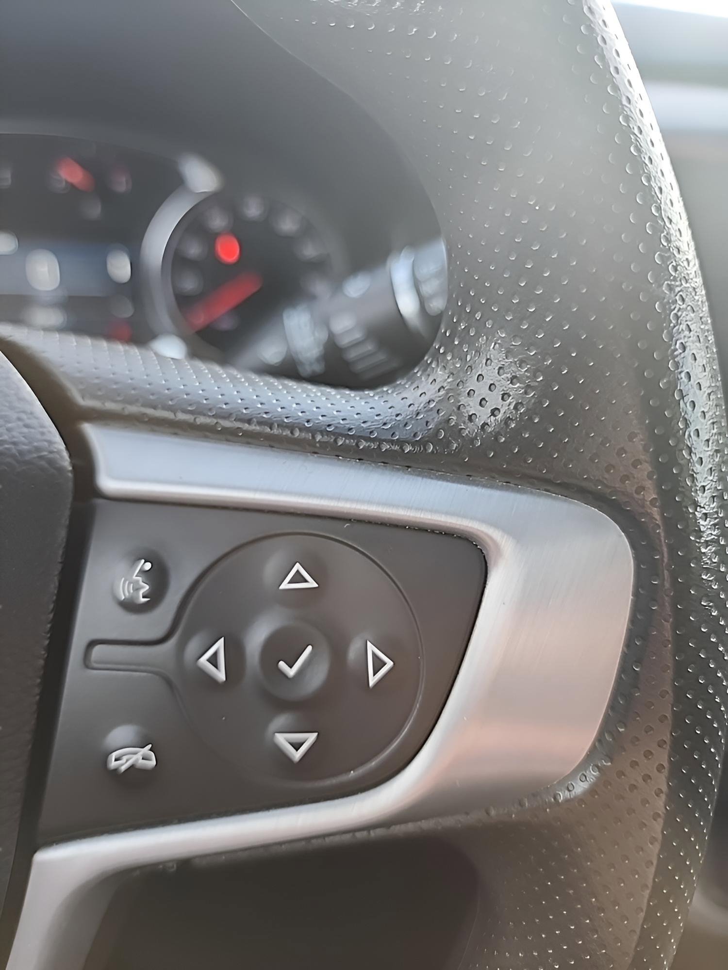 Used 2023 GMC Acadia SLE w/ Driver Convenience Package image 14