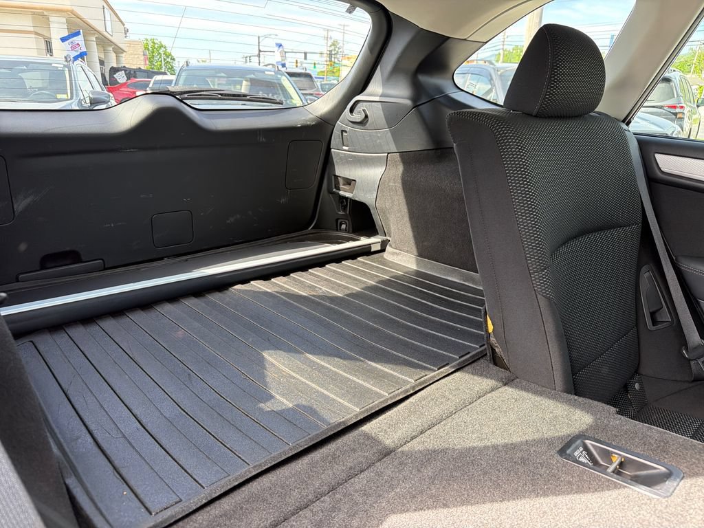 Used 2018 Subaru Outback 2.5i Premium AWD/4WD image 29