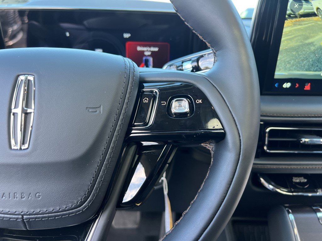 New 2026 Lincoln Aviator Reserve w/ Luxury Package image 23