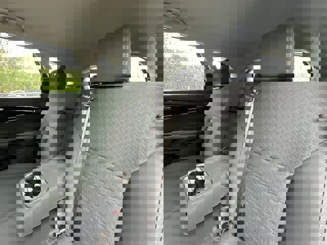 Used 2018 Kia Sorento LX image 15