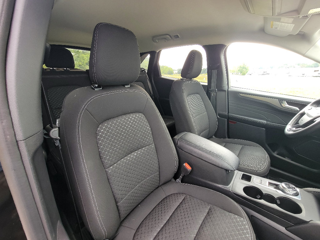Used 2023 Ford Escape Active w/ Tech Pack #2 AWD/4WD image 33