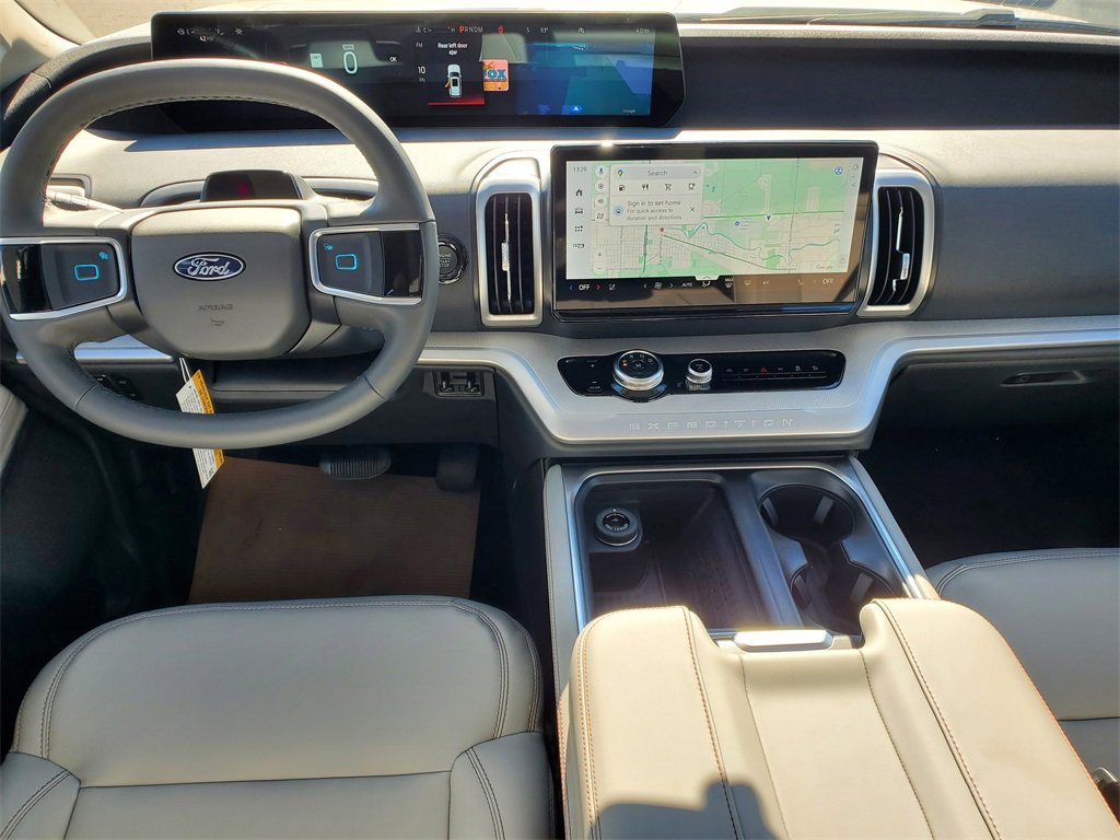 New 2025 Ford Expedition Active image 23