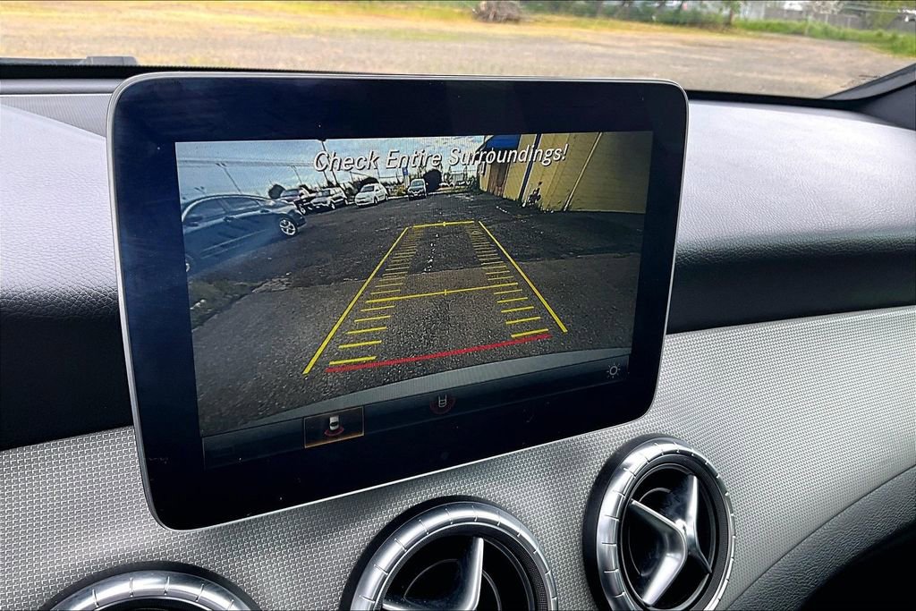 Used 2017 Mercedes-Benz CLA 250 4MATIC image 29