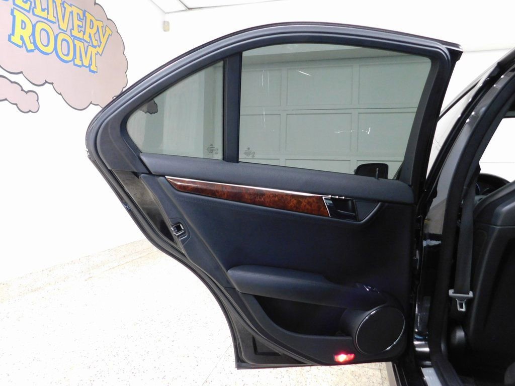 Used 2009 Mercedes-Benz C 63 AMG Sedan image 64