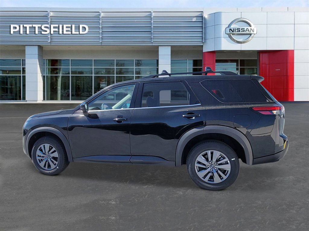 New 2025 Nissan Pathfinder SV image 6