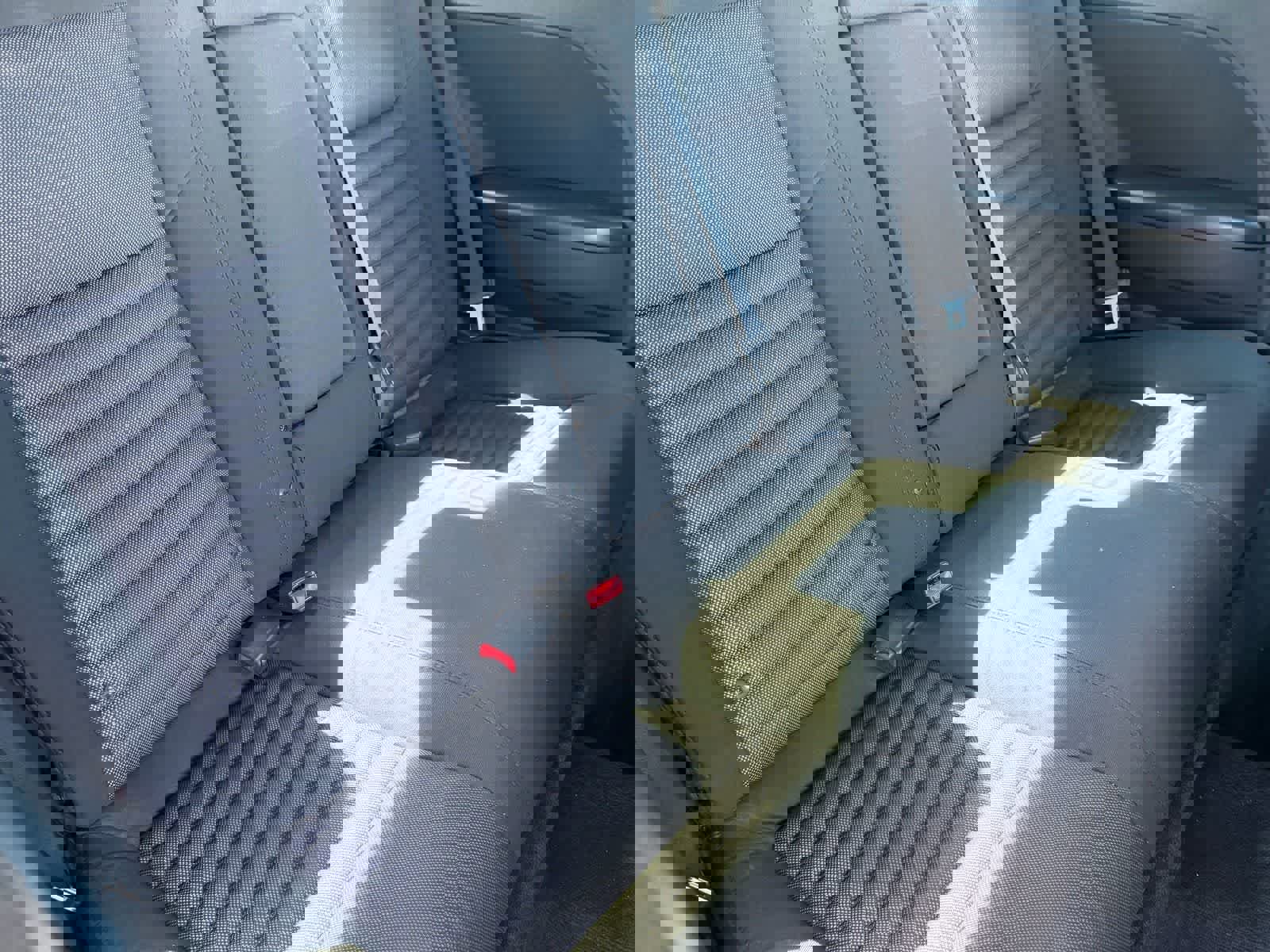 Used 2011 Dodge Challenger image 14