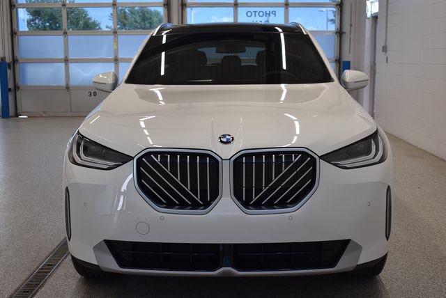 New 2026 BMW X3 xDrive30i w/ Convenience Package AWD/4WD image 3