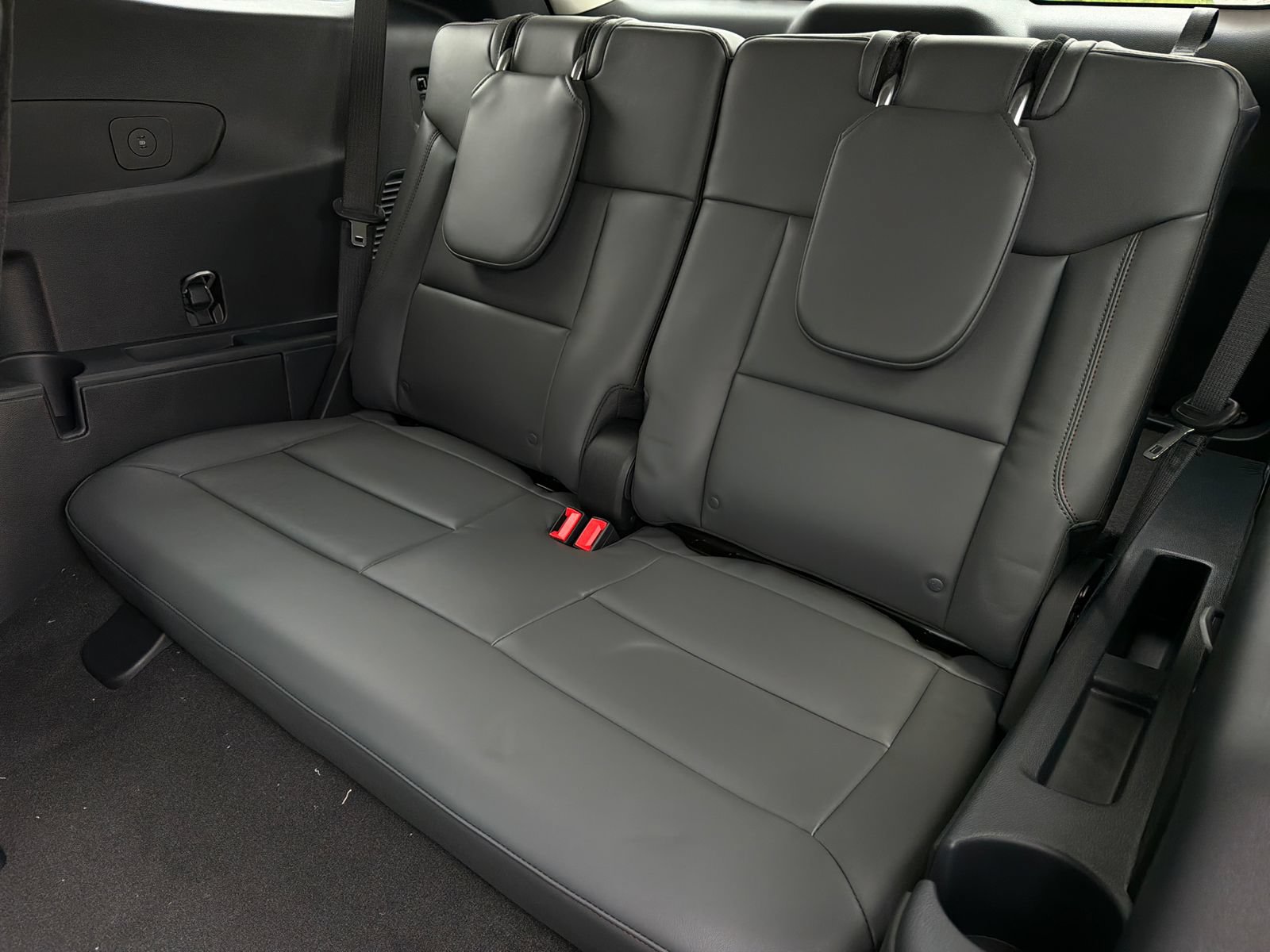 New 2026 Ford Explorer Active w/ Active Comfort Package AWD/4WD image 18