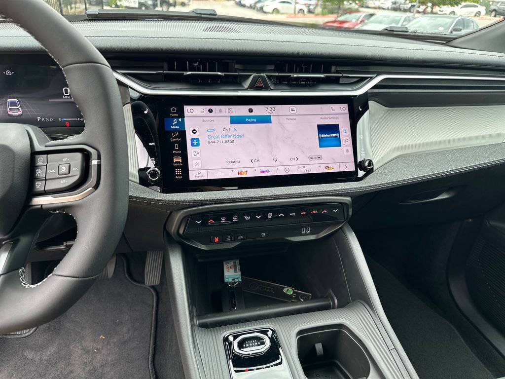 New 2026 Jeep Cherokee Laredo AWD/4WD image 23