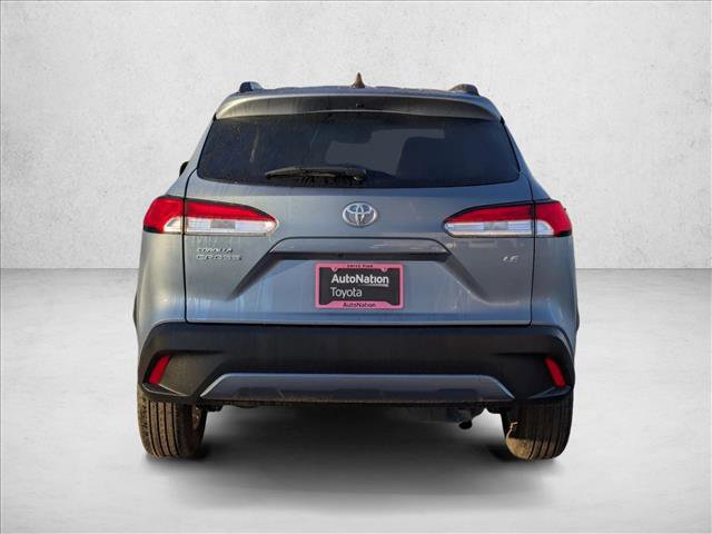 Used 2025 Toyota Corolla Cross LE image 7
