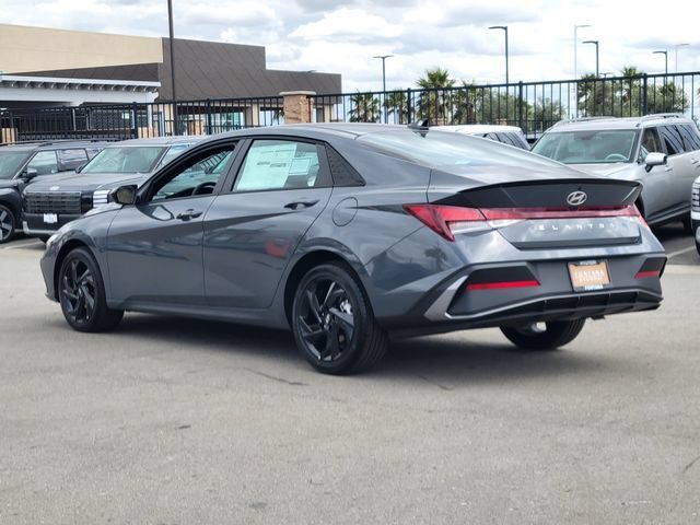 New 2026 Hyundai Elantra Sport FWD image 3