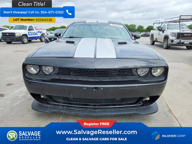 Used 2012 Dodge Challenger SRT8 RWD image 7