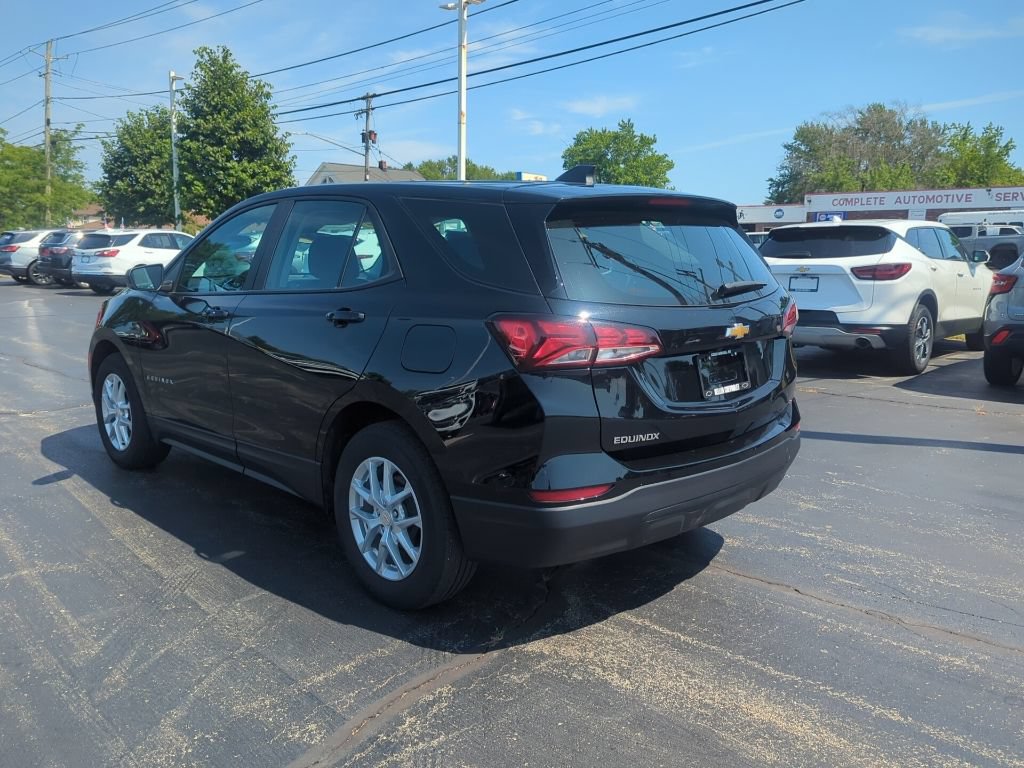 Certified 2024 Chevrolet Equinox LS FWD image 7