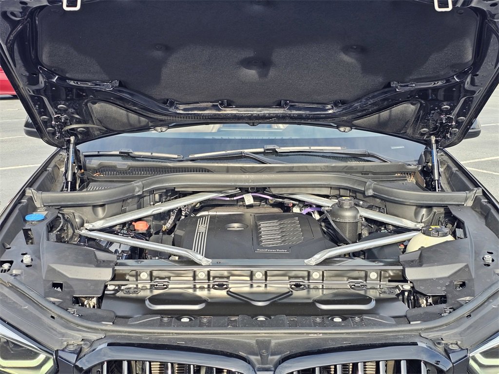 Used 2021 BMW X5 sDrive40i w/ M Sport Package image 26