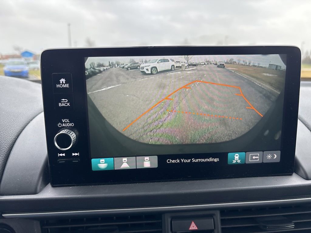 Used 2025 Honda Pilot Touring image 24