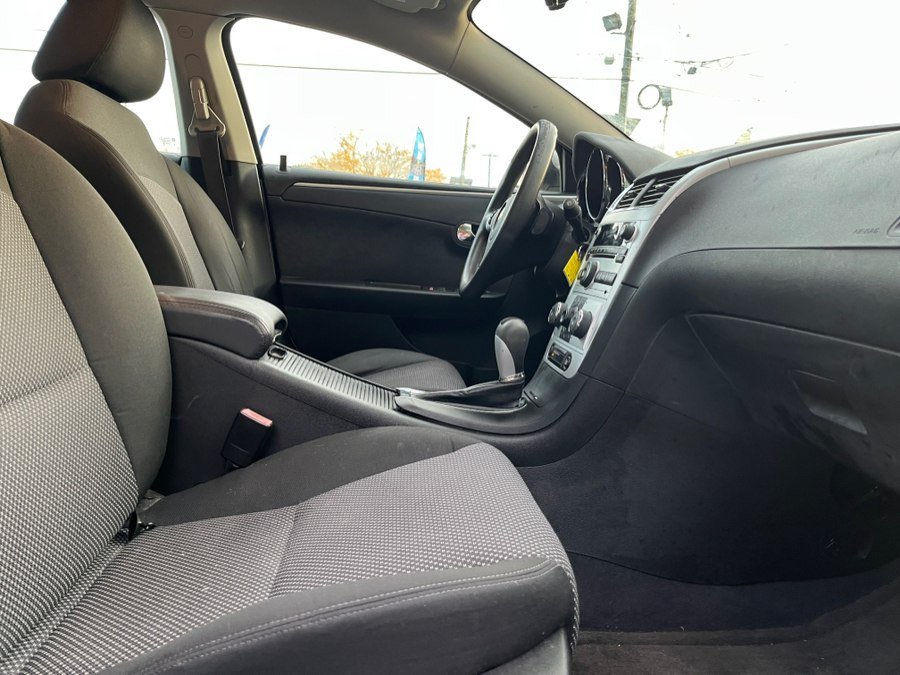 Used 2010 Chevrolet Malibu LT w/ Power Convenience Package FWD image 21