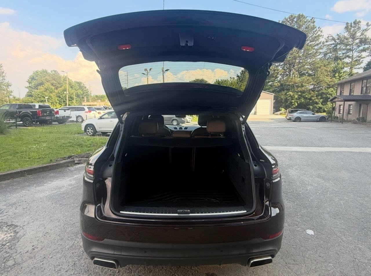 Used 2019 Porsche Cayenne AWD/4WD image 32