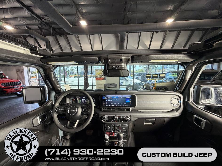 Used 2025 Jeep Wrangler Unlimited Rubicon 4xe w/ Safety Group AWD/4WD image 28