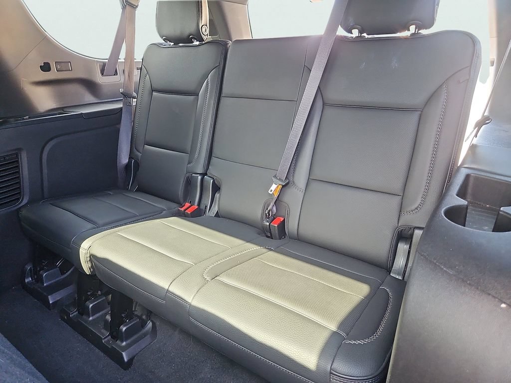Used 2021 GMC Yukon XL Denali w/ Denali Premium Package AWD/4WD image 38