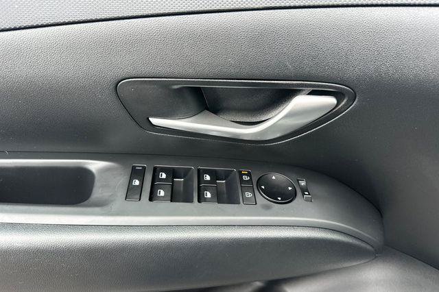 Used 2026 Hyundai Tucson Blue SE AWD/4WD image 11