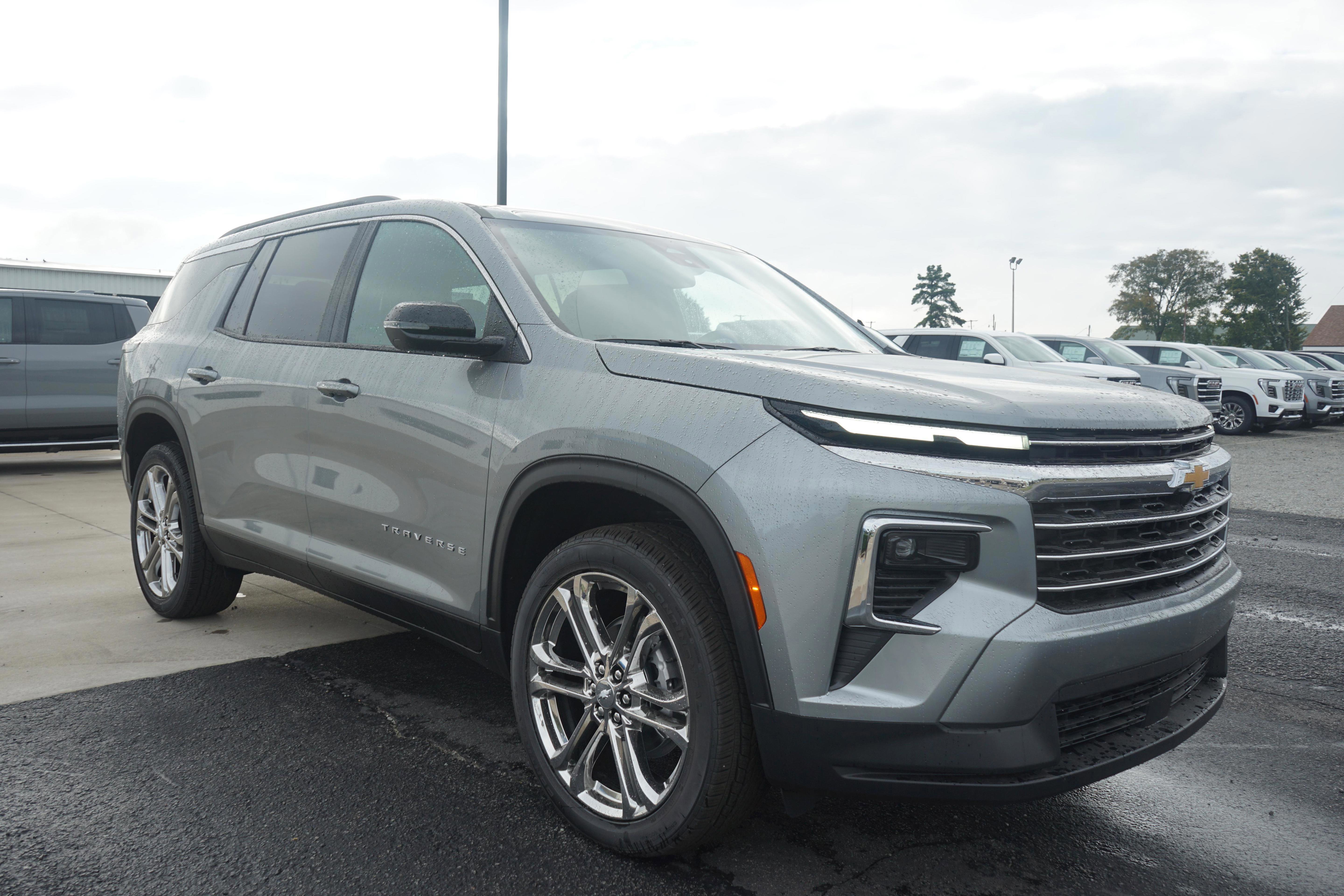 New 2026 Chevrolet Traverse LT image 7