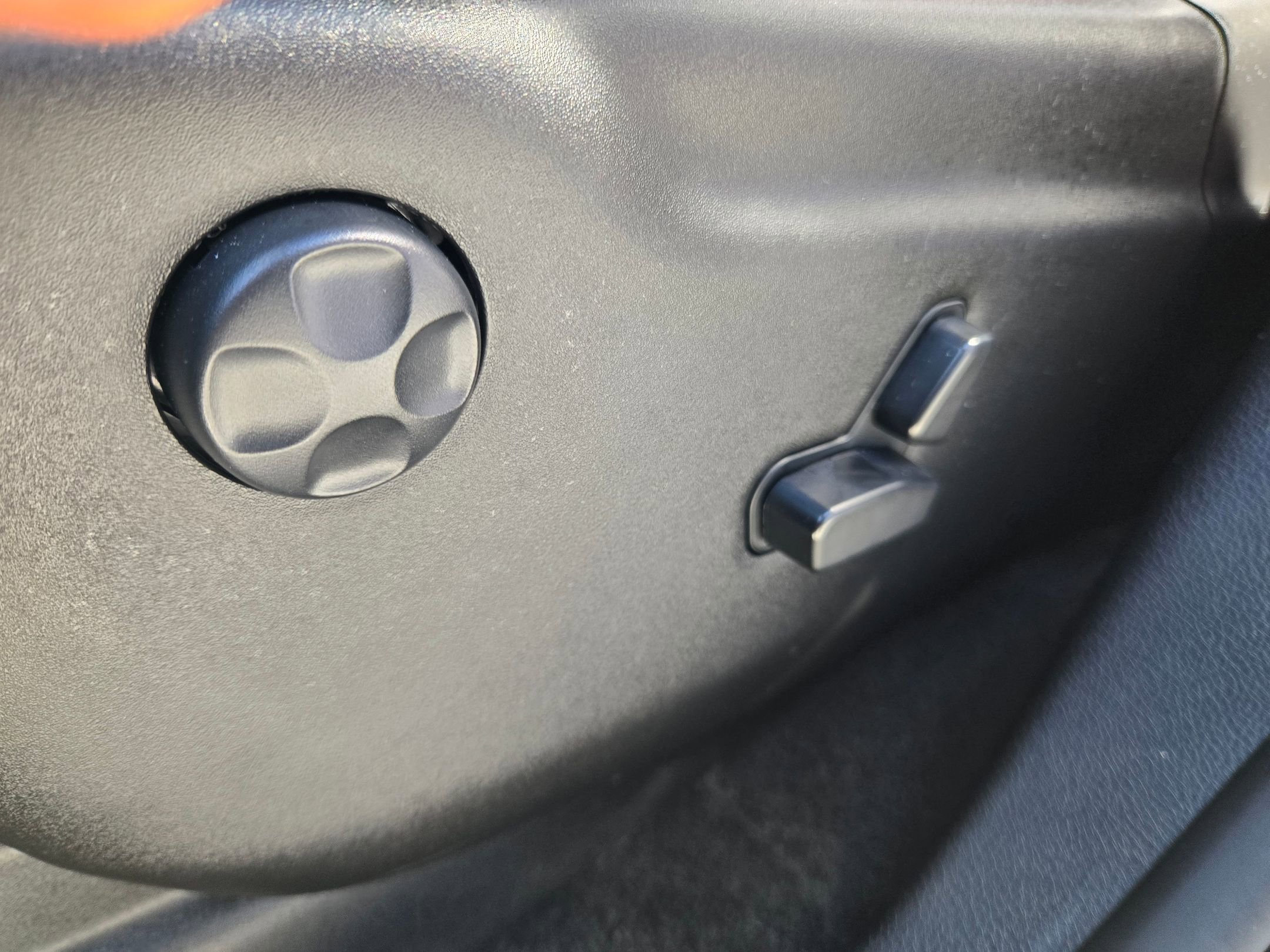 Used 2023 Dodge Durango GT image 24