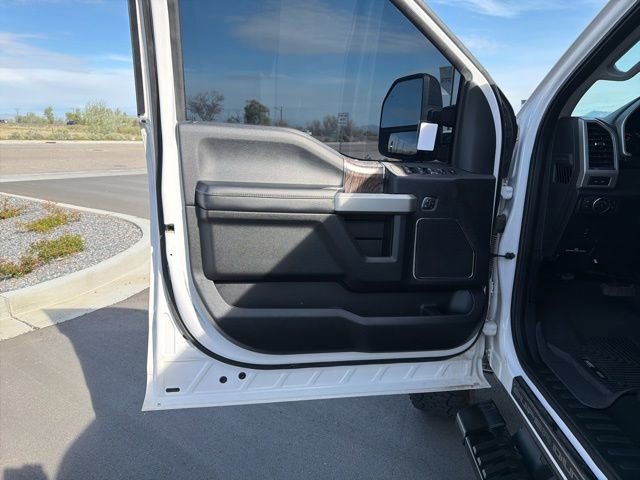 Used 2019 Ford F350 Lariat AWD/4WD image 16