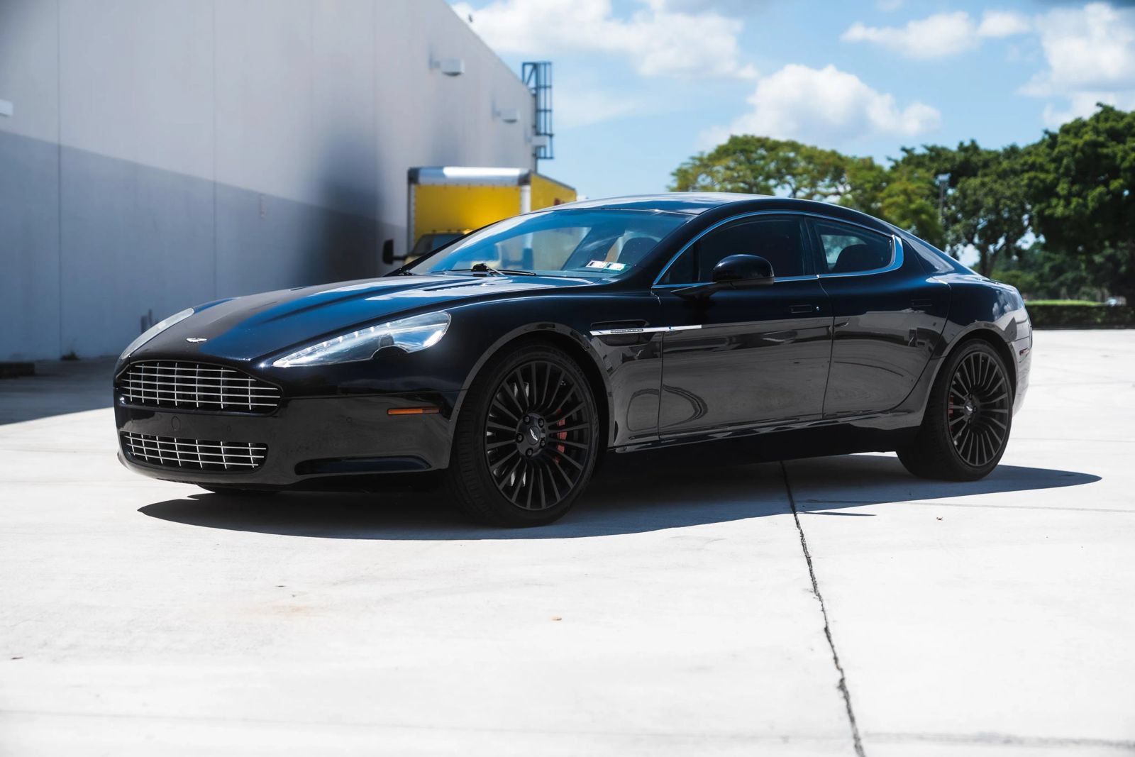 Used 2011 Aston Martin Rapide RWD image 11