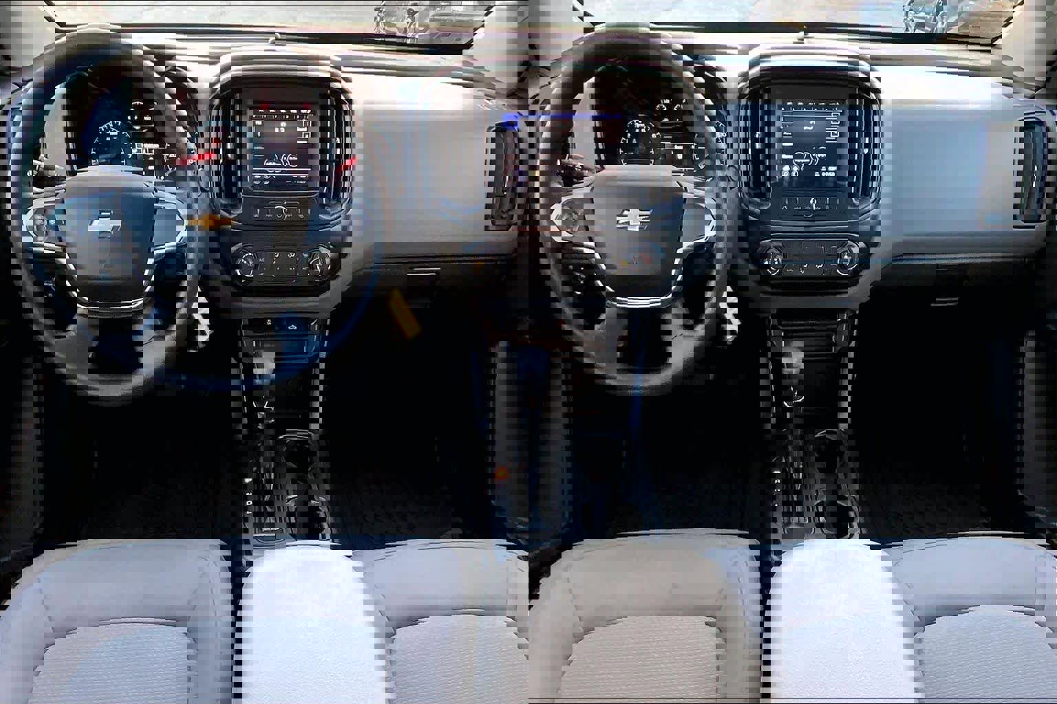 Used 2022 Chevrolet Colorado W/T w/ Custom Special Edition image 15