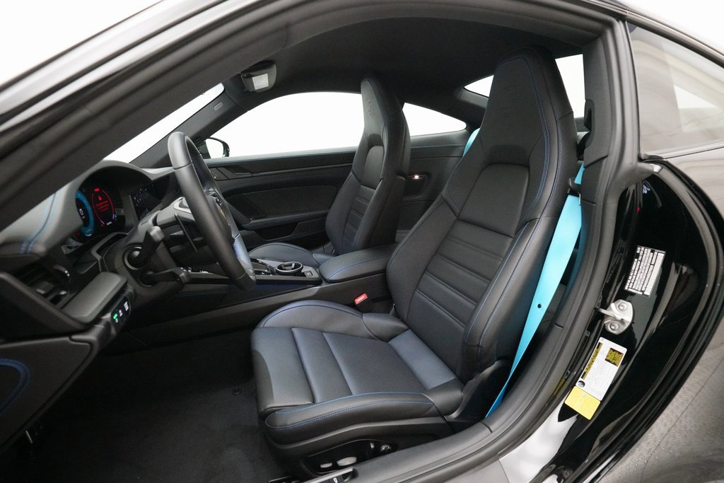Used 2025 Porsche 911 Carrera S image 5
