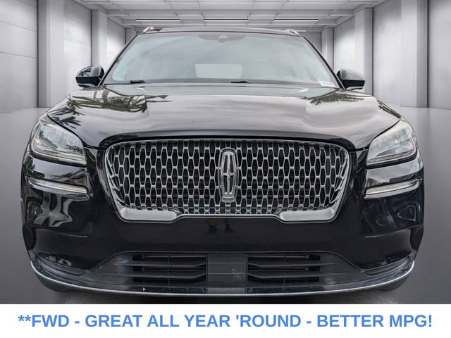 Used 2020 Lincoln Corsair FWD w/ Rear Removable Package Tray image 2